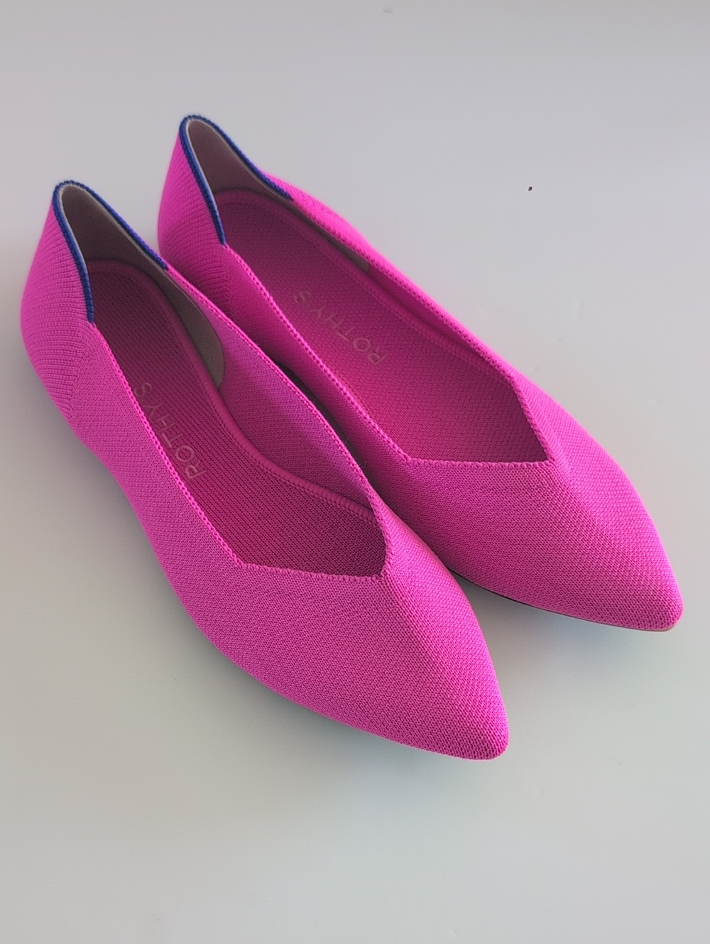 NWT Rothy's The Point Flats